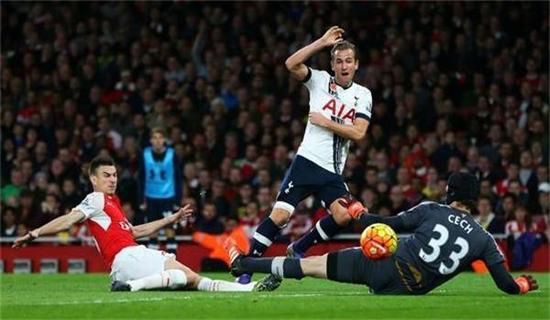 与鲁尼相似 与鲁尼相似